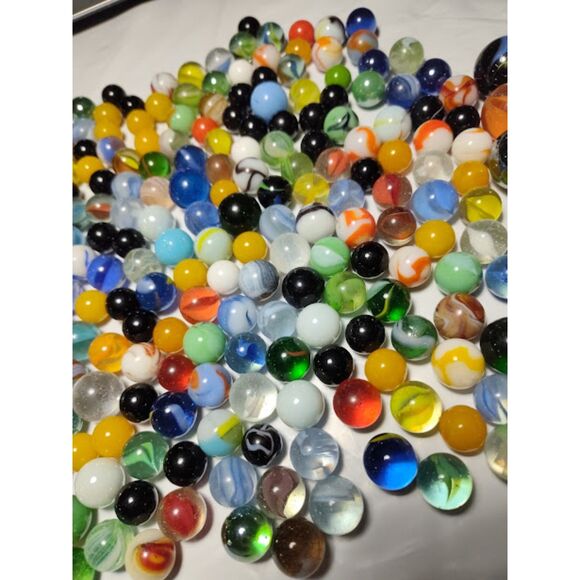 Lot of 224 Vintage Marbles Small Medium & Large Cat's Eye - Picture 6 of 16
